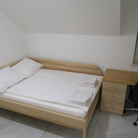 Rooms For Rent In Ljubljana Bagian luar foto