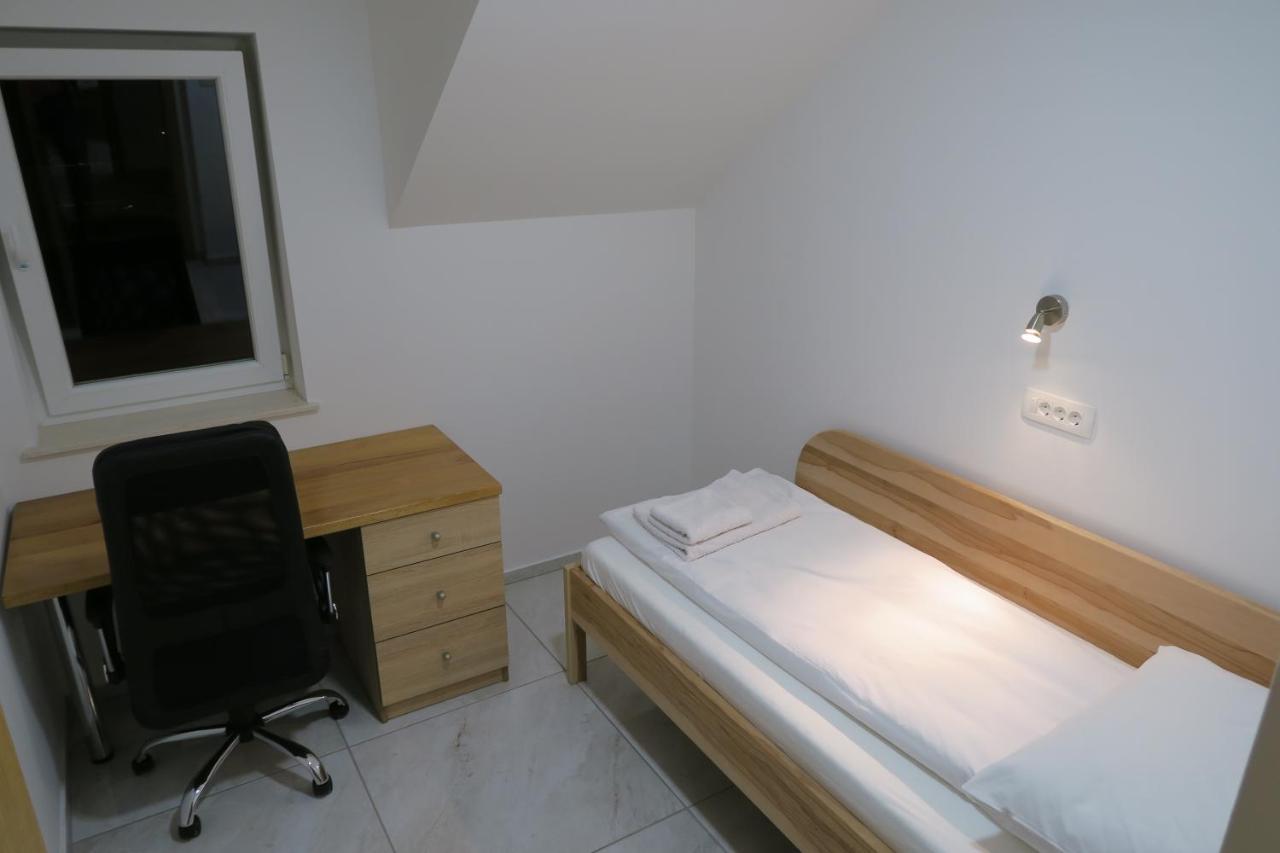 Rooms For Rent In Ljubljana Bagian luar foto