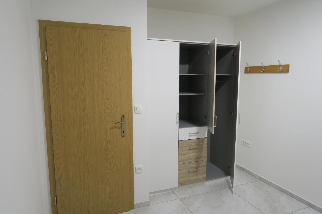 Rooms For Rent In Ljubljana Bagian luar foto