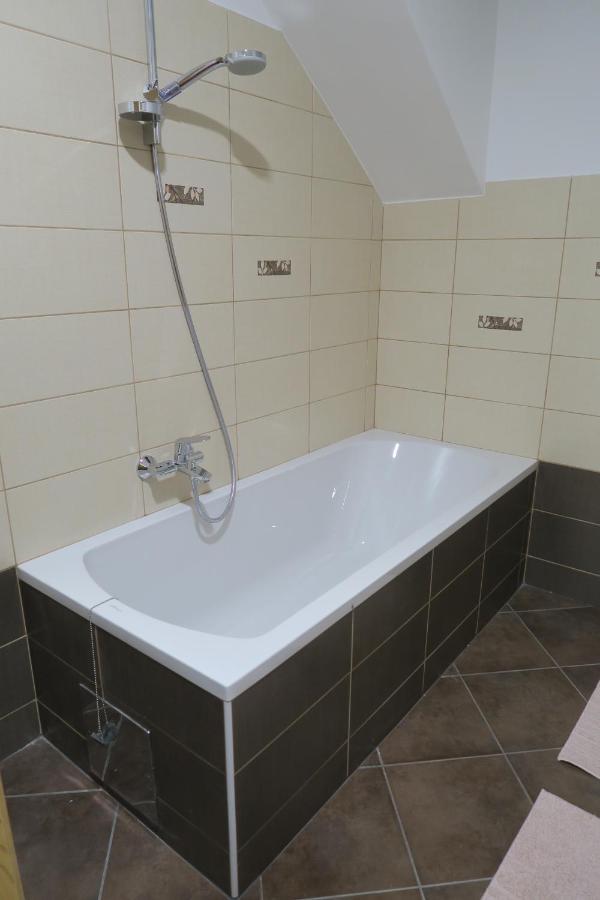 Rooms For Rent In Ljubljana Bagian luar foto
