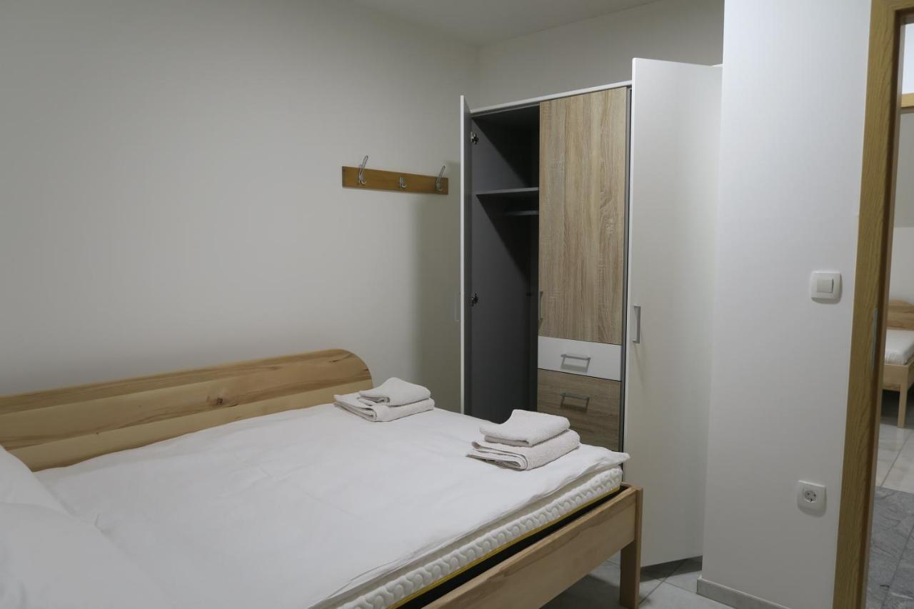 Rooms For Rent In Ljubljana Bagian luar foto